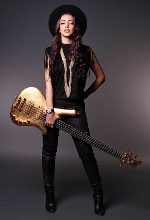 Alissia Benveniste (USA) Alissia Benveniste (USA)